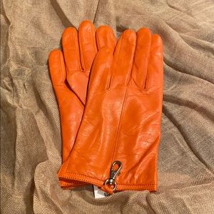 COPY - NWT Club Monaco Tracey Orange leather glov…